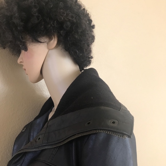 Coats and Jackets - Picture 8 of 8